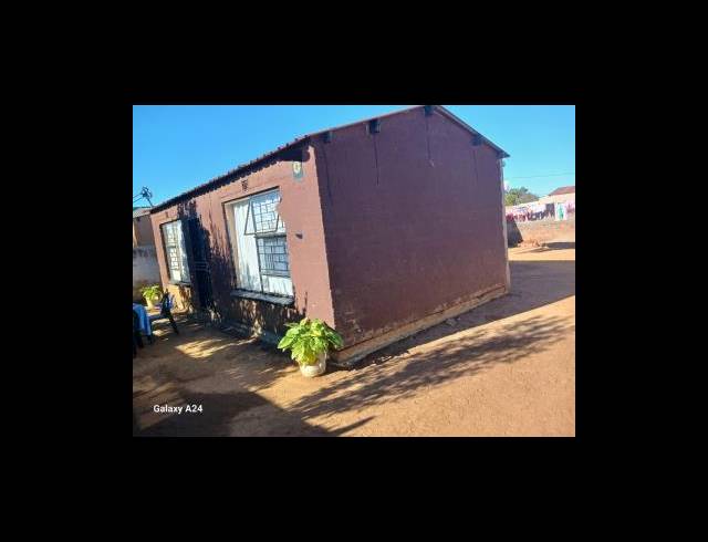 2 BEDROOM HOUSE FOR SALE IN PALM RIDGE